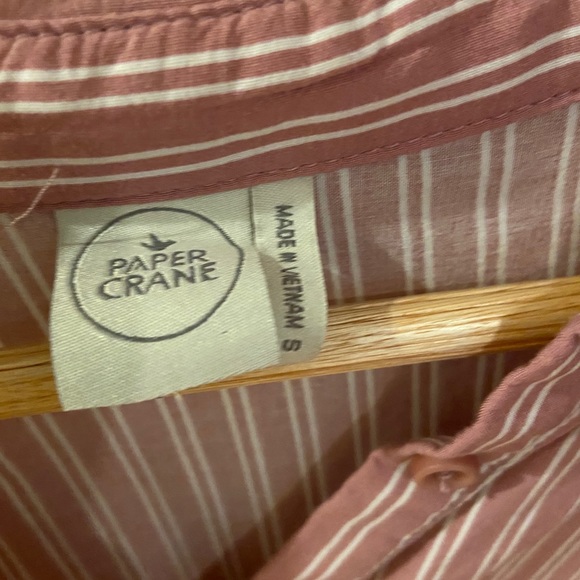 Top - Picture 2 of 2